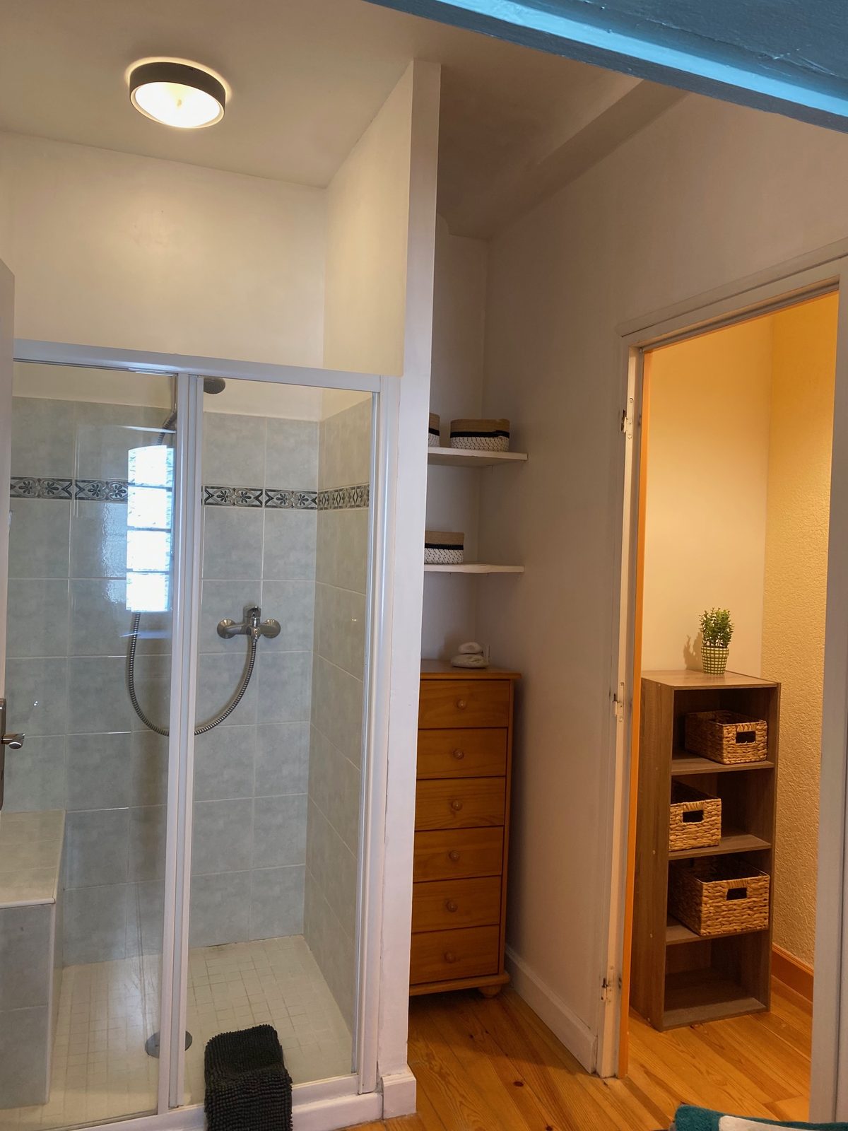 La douche de la chambre Drôme