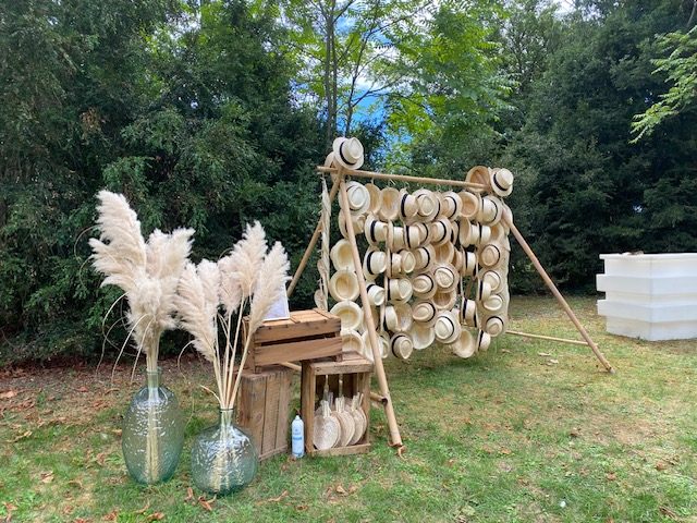 Un décor d’exposition dans le parc